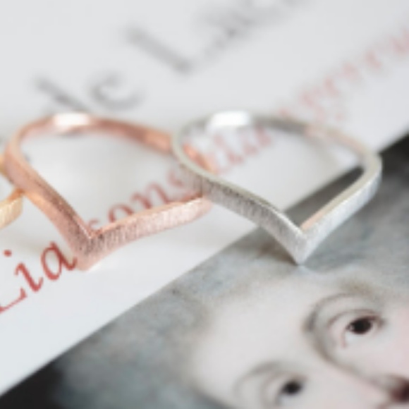 ARROW ring - Picture 2 of 2